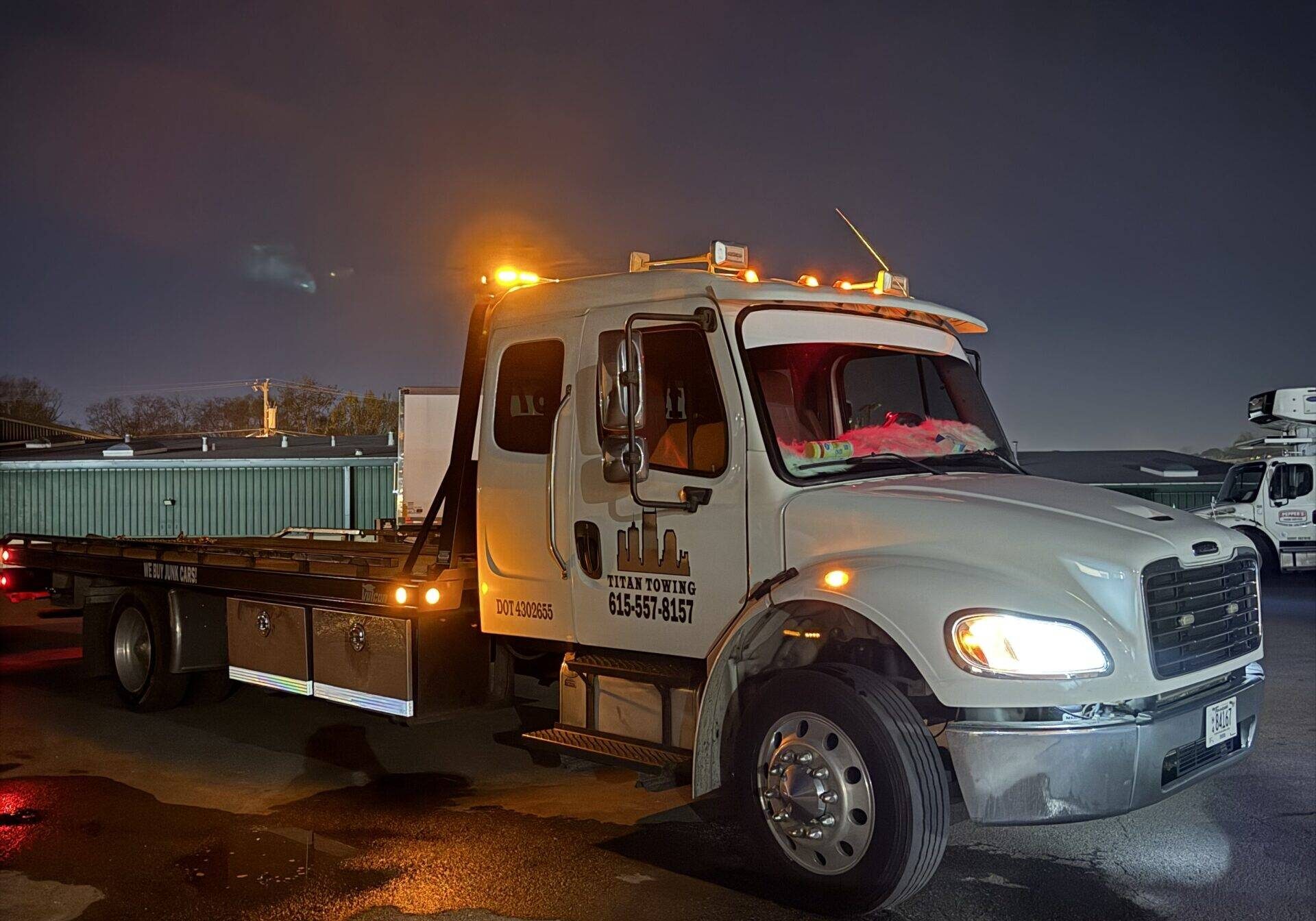 Titan Towing9 (4) Titan Towing9 (4)